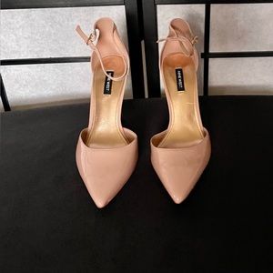 Nine West stiletto shoe / News size 10